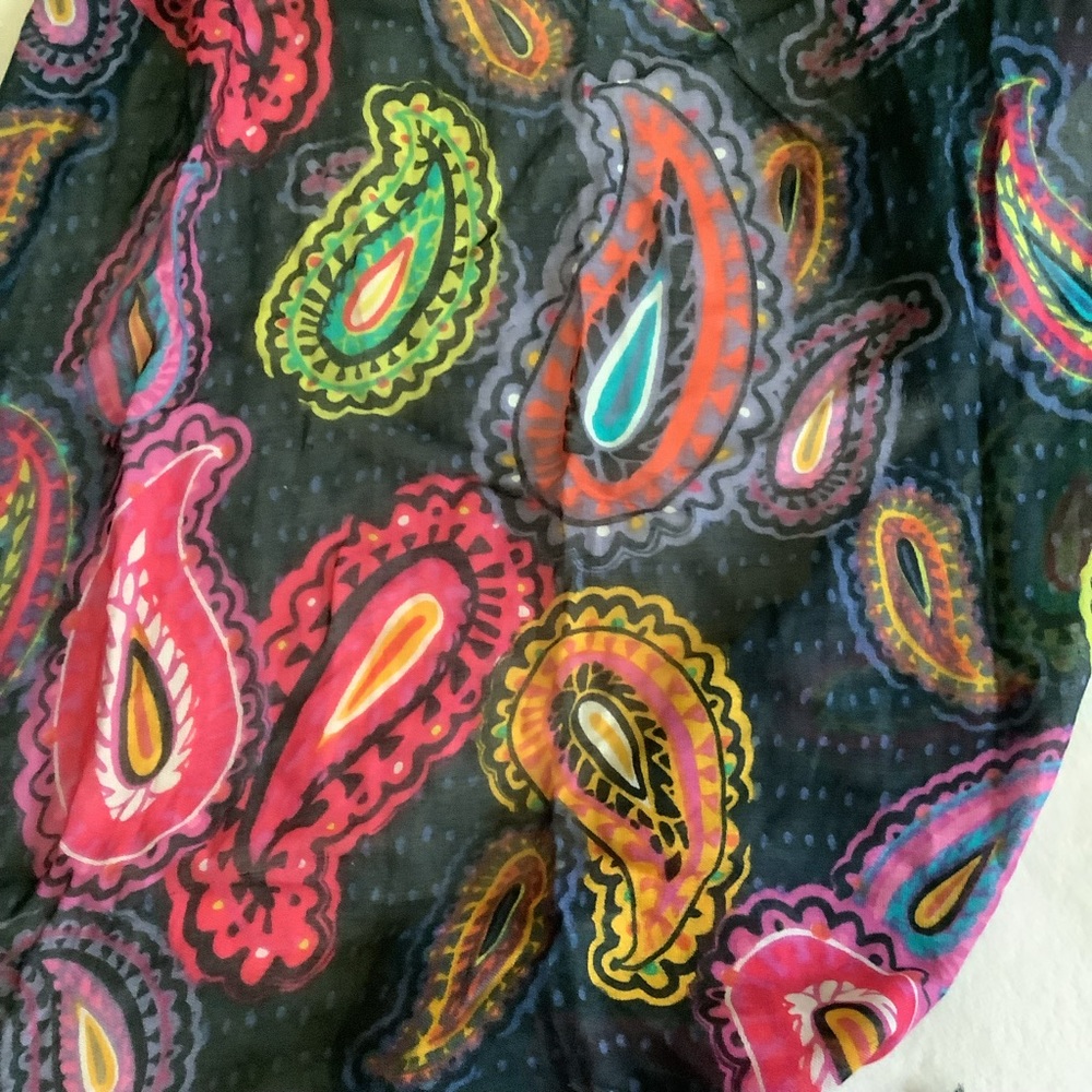 NWOT Vera Bradley Paisley Scarf - Picture 11 of 12